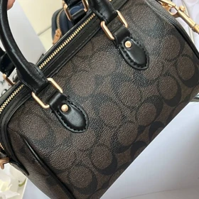 کیف صندوقی کوچ Coach کد 127