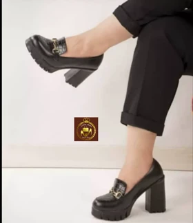 کفش مجلسی زنانه پاشنه‌بلند