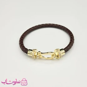 دستبند زنانه برند فرد Fred مدل چرم قهوه ای با قفل طلایی نگین‌دار استیل کیفیت مستر کد 680