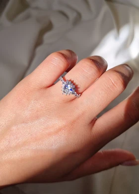 انگشتر جواهری مدل قلب