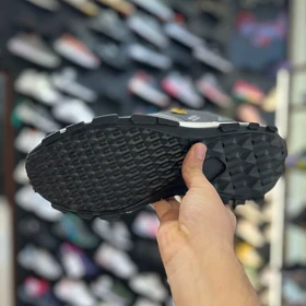 کفش راحتی مردانه آمازون مدل فراری با رویه ضدآب طوسی