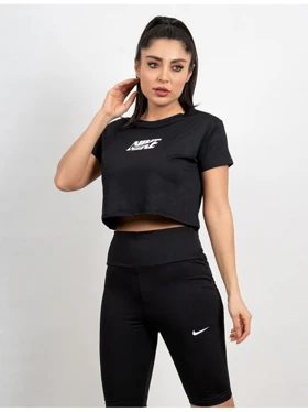 کراپ تاپ ورزشی ساده نایک Nike