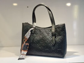 کیف زنانه LV کد 5024 (مشکی)