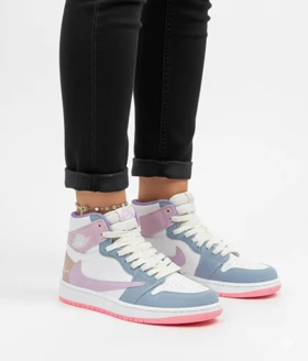 کتانی ترویس ساق‌دار صورتی