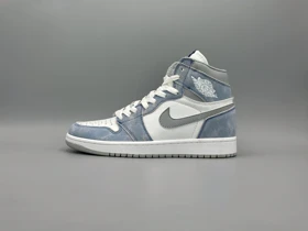 کتانی نایکی جردن 1 هایپر رویال/Nike Air Jordan 1 Hyper Royal