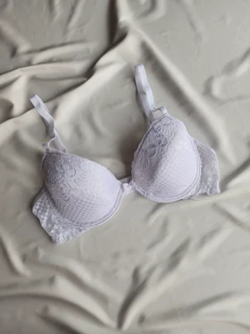 سوتین ابرنازک فنردار NBB کد: 1206