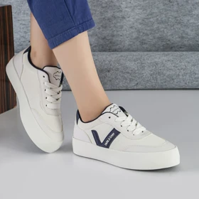 کفش و کتانی اسپرت زنانه و دخترانه مدل TATILA CHH رنگ سفید سرمه ای کد M162