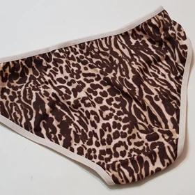 ست شورت و سوتین اسفنجی کد 104689 پلنگی کرم