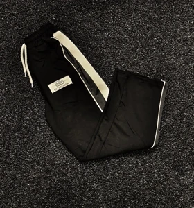 شلوار جاگر بالنسیاگا: ترکیبی از راحتی و مد لوکس