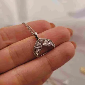گردنبند زنانه دم وال فول نگین