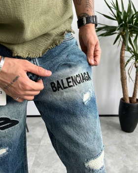 شلوار بگ استایل گلدوزی زاپ‌دار Balenciaga