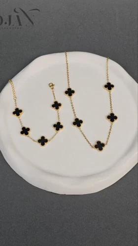 دستبند و گردنبند ونکلیف