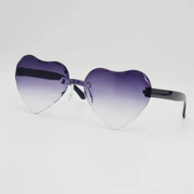 عینک آفتابی بچگانه اسپرت قلبی با شیشه‌های ضد اشعه UV