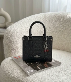 کیف زنانه COACH
