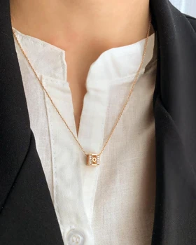 گردنبند مکعب ژوپینگ