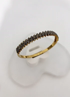 دستبند النگو طلاروس زنانه 840