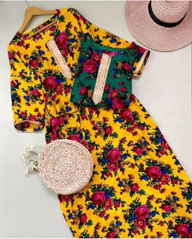 پیراهن گل‌دار کتیبه