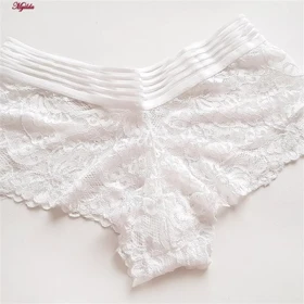 شورت زنانه مدل دانتل سفید کد 4983-2216