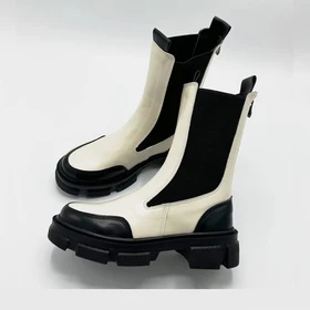 کفش بوت زنانه مدل Stradivarius Flat Ankle Boots - BTC05