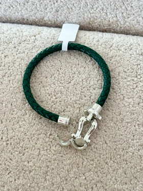 دستبند نعل اسبی آبکاری نقره زنانه 934