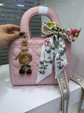 کیف زنانه دوشی و دستی لیدی دیور (صورتی)