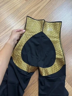 لگ مشکی باربی زنبوری