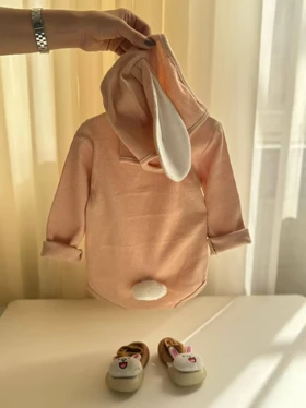 سر همی خرگوش کلاه دار