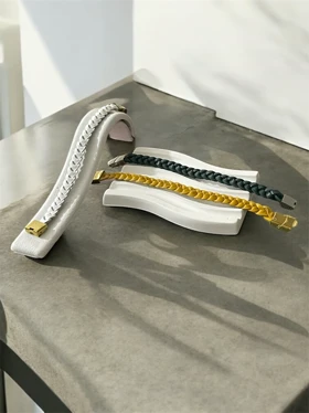 دستبند چرم طبیعی مدل بافتی کد 3335011