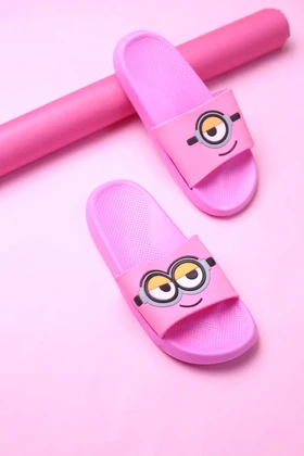 کفش صندل روفرشی بچه گانه مینیون