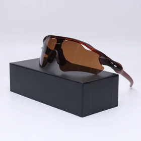 عینک از برند OAKLEY کد 181433