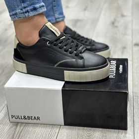 کفش مردانه مدل پول اند بیر pull&bear رنگ مشکی
