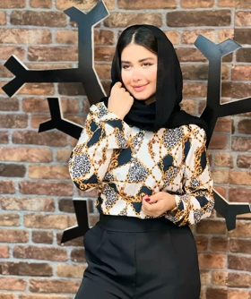 شومیز طرح‌دار