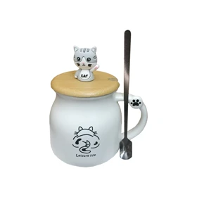 ماگ سرامیکی درب چوبی عروسکی طرح leisure life کد 200190