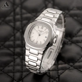 ساعت پتک فیلیپ ناتیلوس نقره‌ای Patek Philippe Nautilus SW1