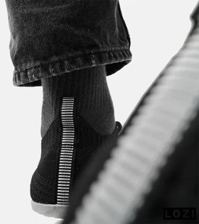 کفش کتانی مردانه و زنانه مشکی سفید اسکیچرز SKECHERS