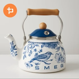 کتری لعابی سوتی طرحدار آبی و سفید SMEG