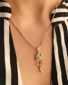 گردنبند گل رز ژوپینگ