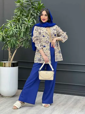 ست مانتو شلوار طرح دار چهار دکمه