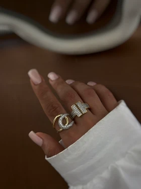 انگشترهای نگین‌دار