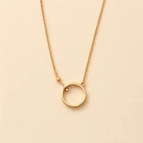 گردنبند زنانه طلایی با آویز حلقه مینیمال – طراحی مدرن و خاص