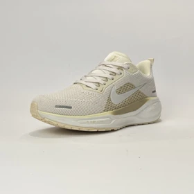 کفش ورزشی نایک پگاسوس 41 رنگ کرم