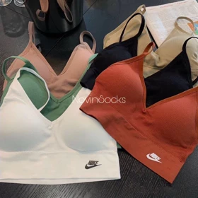 نیم‌تنه Nike