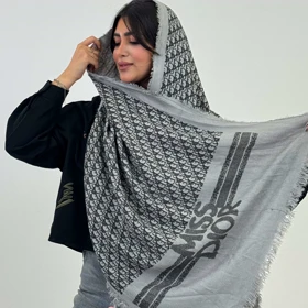 شال پاییزه فندی (طوسی)