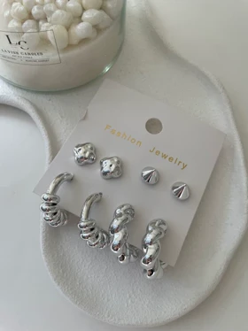 پک گوشواره مخروطی