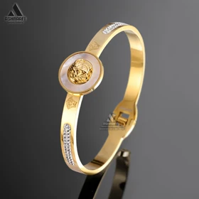 دستبند ورساچه نگین‌دار Versace Bracelet-WS2 (طلایی)