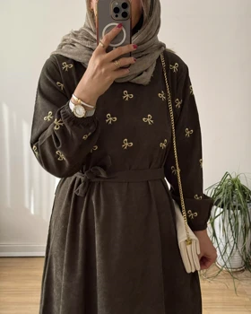 پیراهن گلدوزی پاپیونی