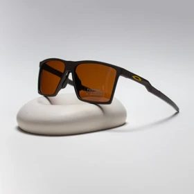 عینک آفتابی اوکلی (Oakley) مدل p1006