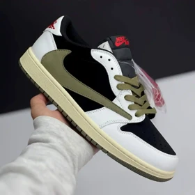 کفش نایک ایر جردن 1 لو تراویس اسکات الیو Nike Air Jordan 1 Low Travis Scott Olive