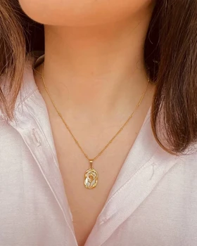 گردنبند گل جاودان