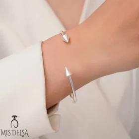 دستبند النگویی طرح نیزه ysx